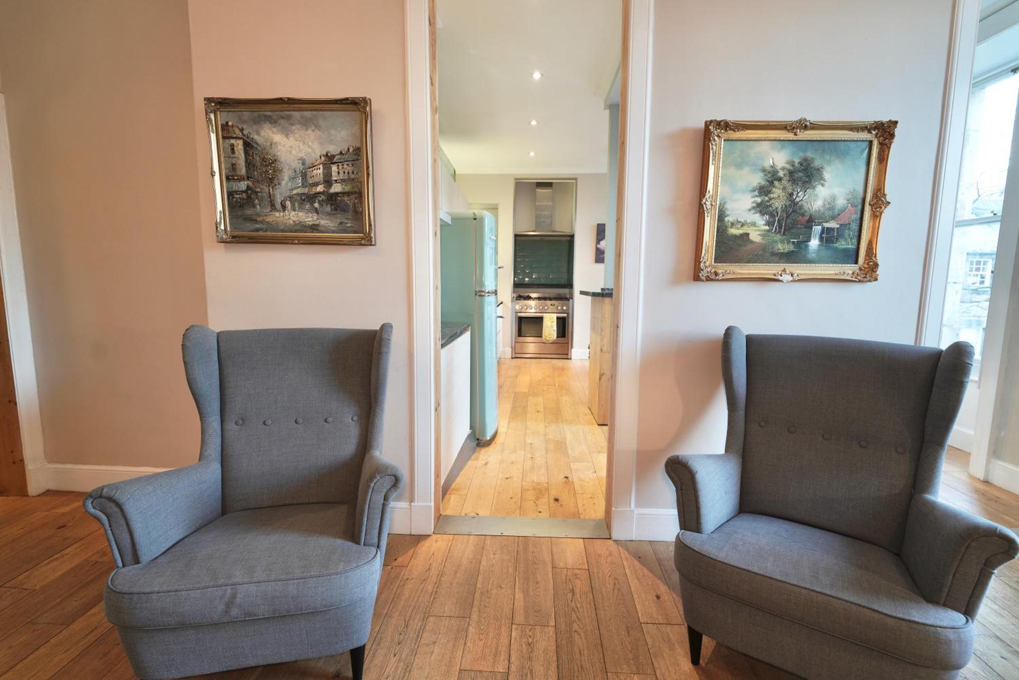 Spacious 2 Bed Apt Next To Royal Mile & Waverley EDI Exterior foto