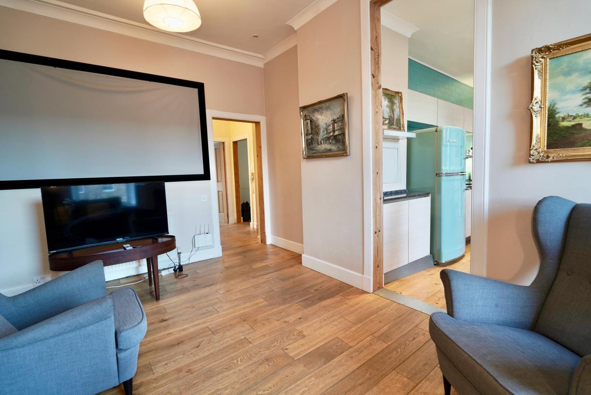 Spacious 2 Bed Apt Next To Royal Mile & Waverley EDI Exterior foto