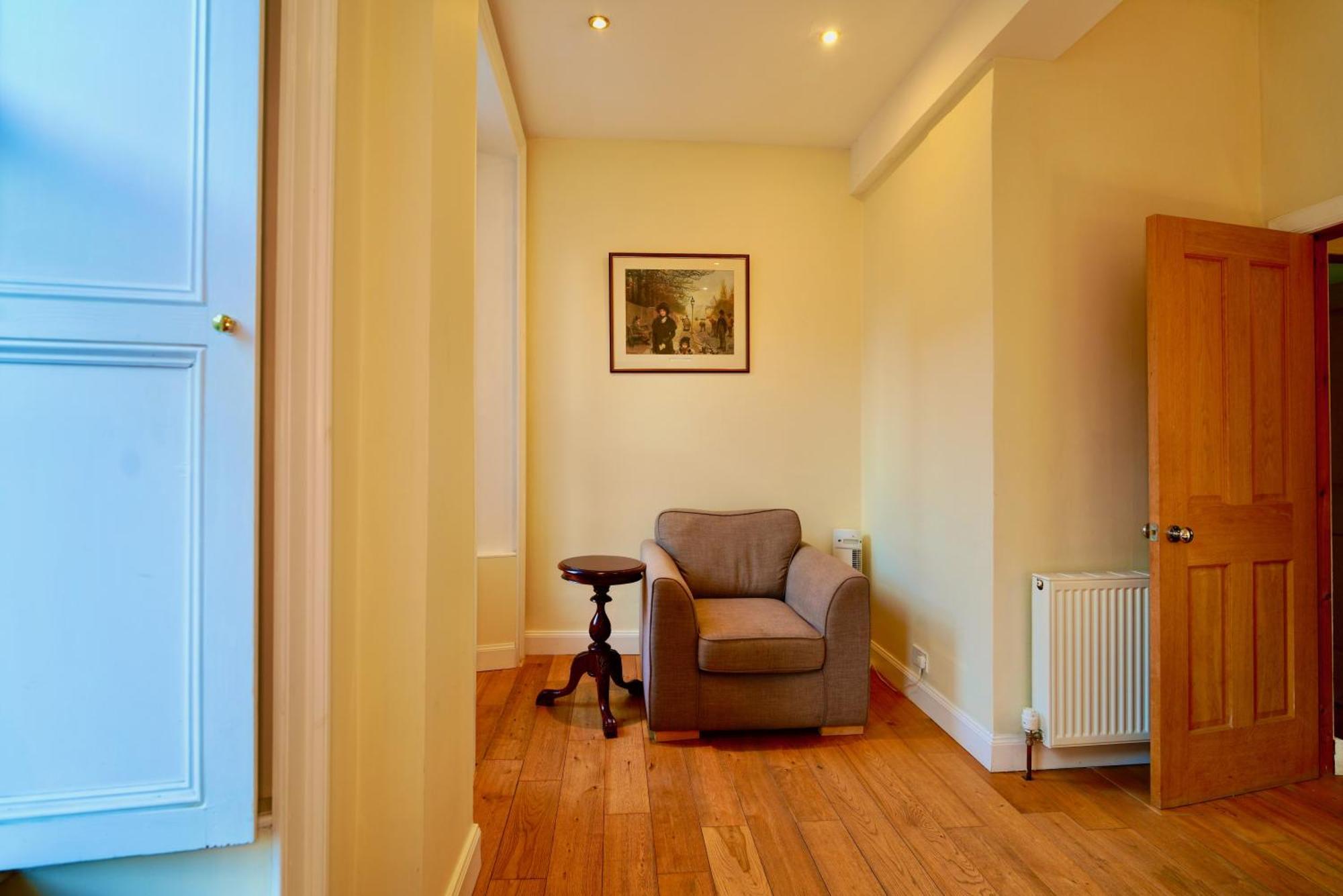 Spacious 2 Bed Apt Next To Royal Mile & Waverley EDI Exterior foto