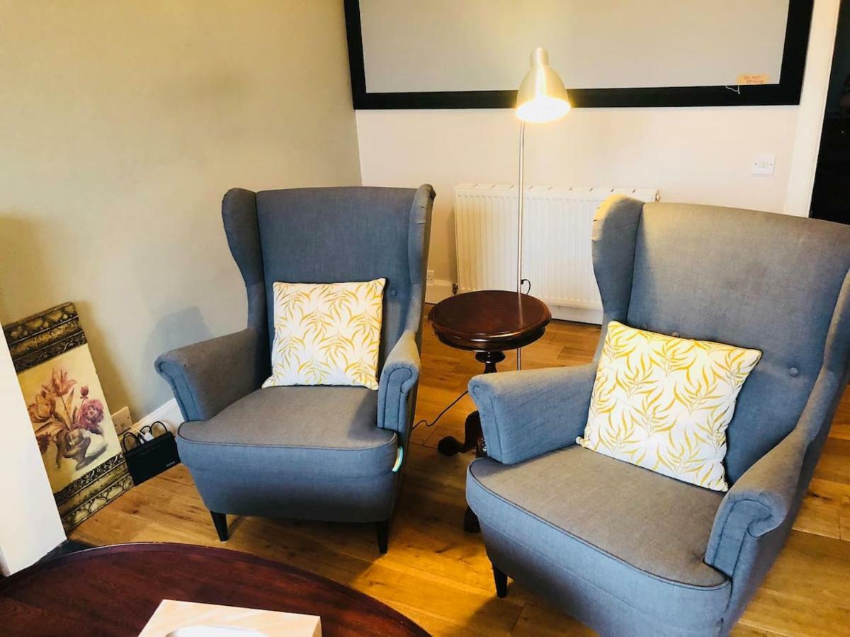 Spacious 2 Bed Apt Next To Royal Mile & Waverley EDI Exterior foto